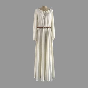 Vintage 1970s Bleeker Street Ivory Long Sleeve Pleated Long Gown Dress Womens M
